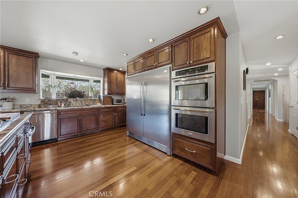 1050 Oak Park Way Lakeport, CA 95453 - Thumbnail 4