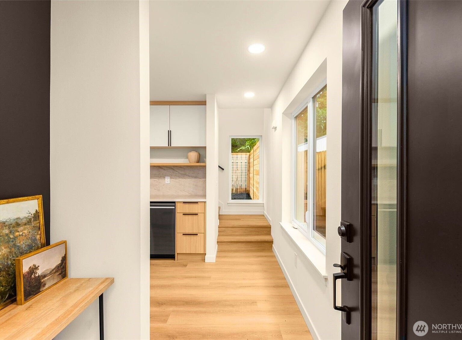 14035 Densmore Ave N Seattle, WA 98133 - Thumbnail 4