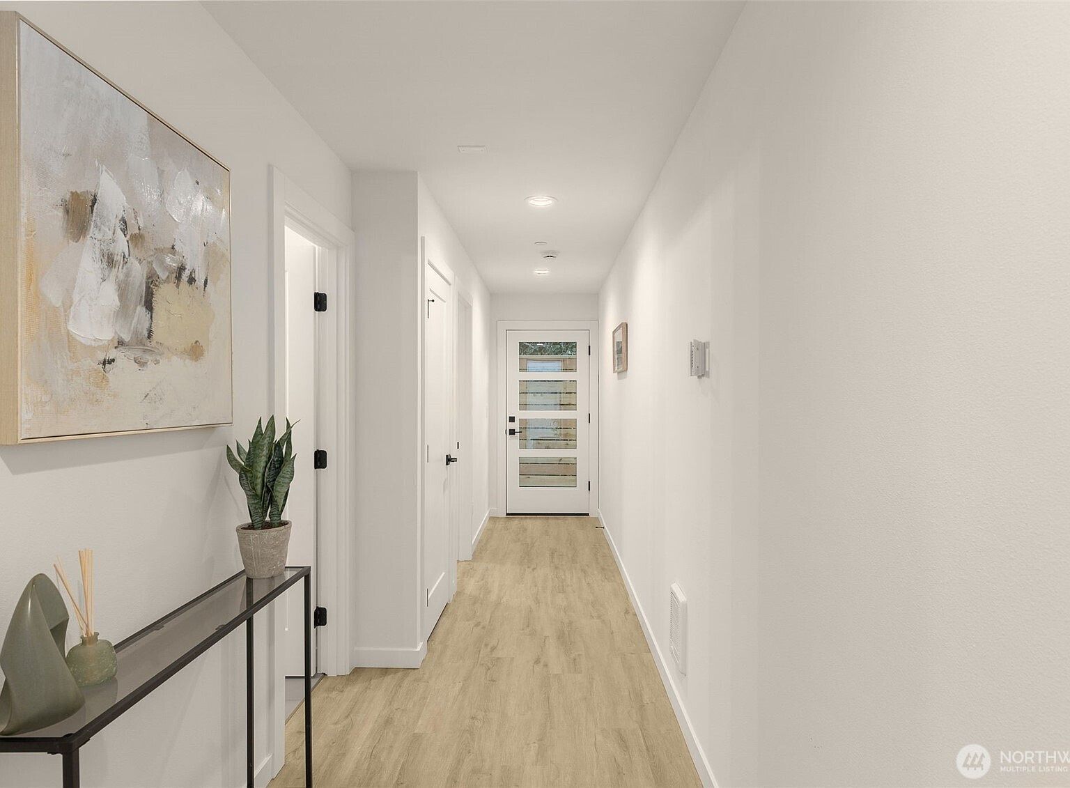 4420 Midvale Ave N Seattle, WA 98103 - Thumbnail 4