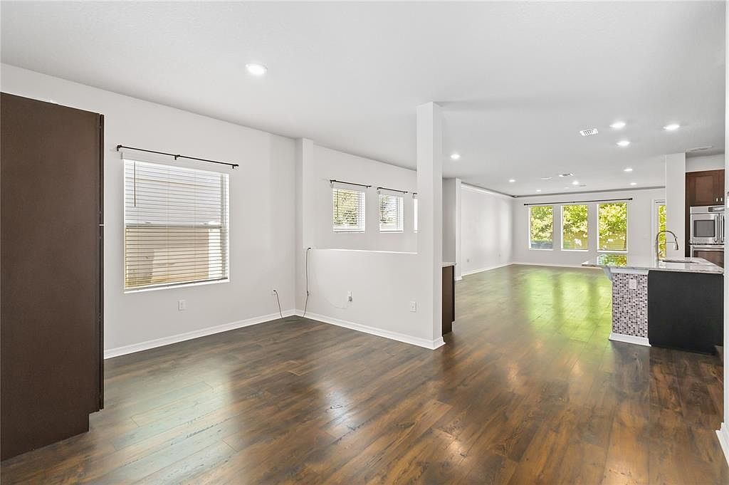 2937 DEERBERRY LANE Clermont, FL 34714 - Thumbnail 4