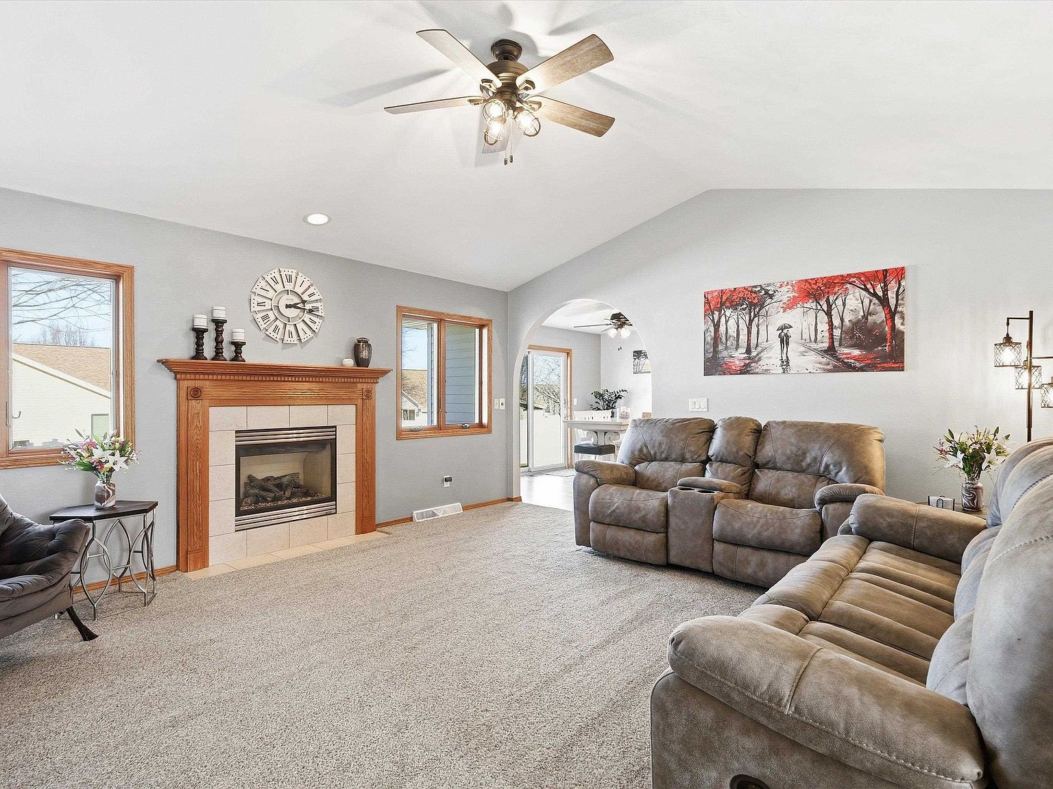 2060 Meadowview St Kaukauna, WI 54130 - Thumbnail 4