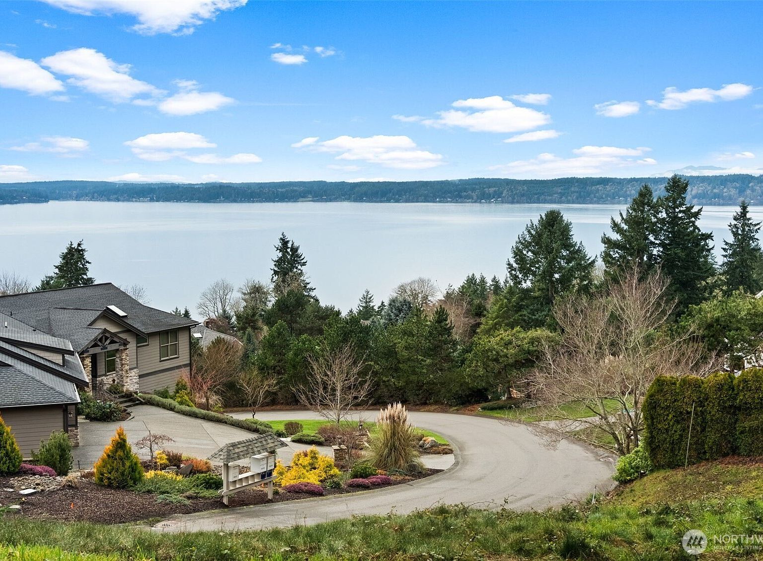 10323 51st St NW Gig Harbor, WA 98335 - Thumbnail 4