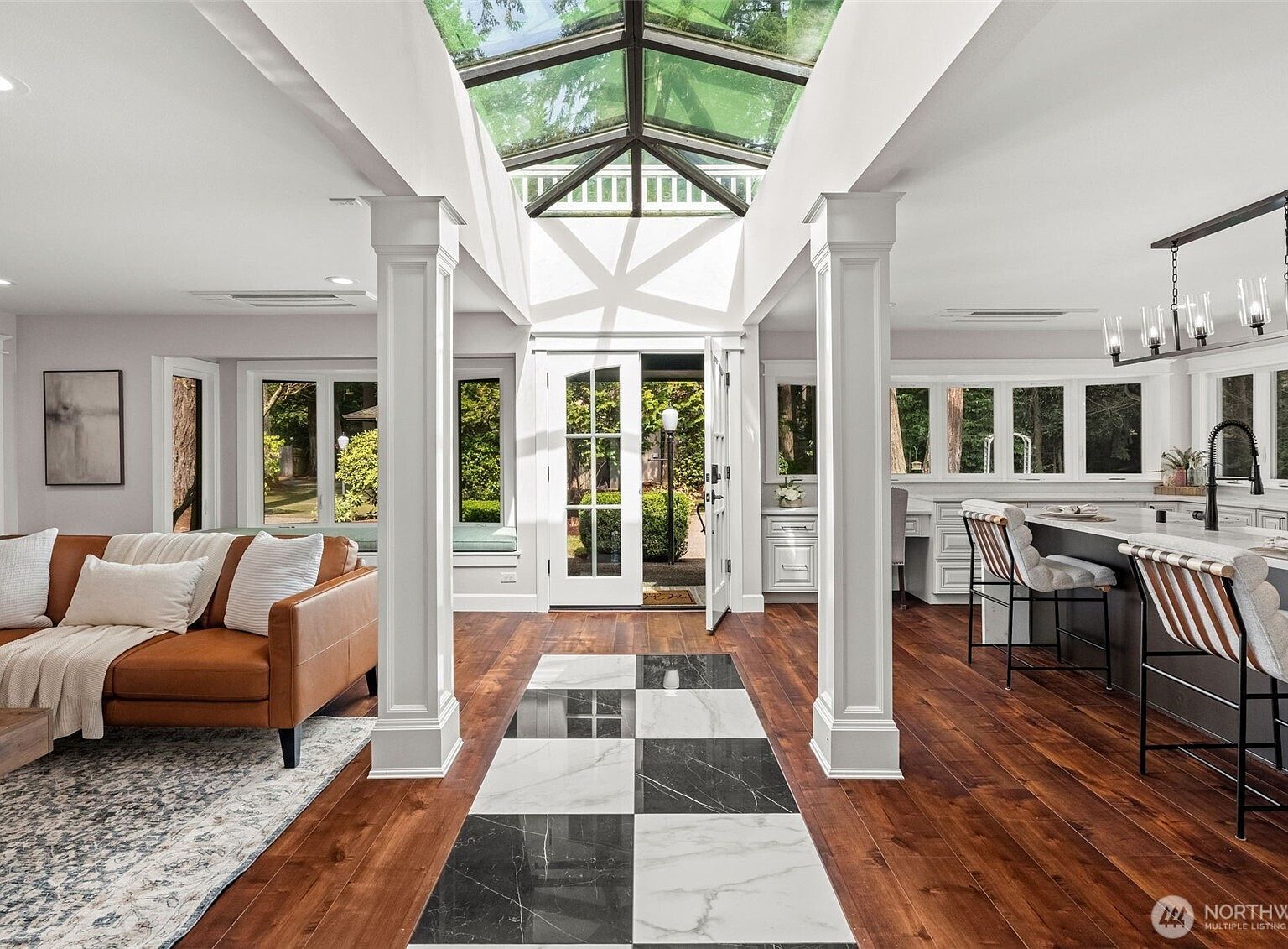 12321 Interlaaken Dr SW Tacoma, WA 98498 - Thumbnail 4