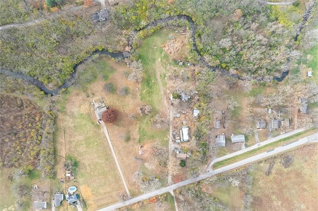 6676 NW Waukomis Dr Kansas City, MO 64151 - Thumbnail 4