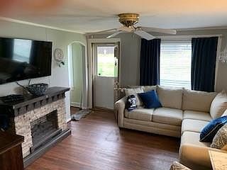 4963 Silver Ave Kansas City, KS 66106 - Thumbnail 4