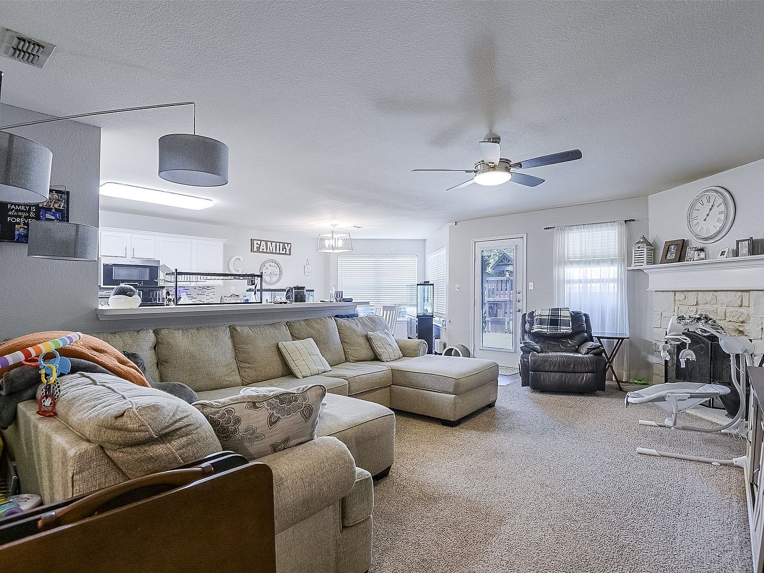 1575 Sandhurst Dr Waxahachie, TX 75165 - Thumbnail 4