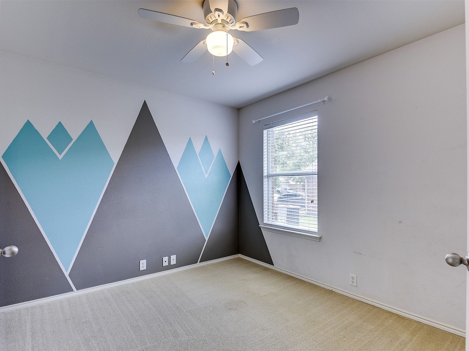 127 Coyote Run Waxahachie, TX 75165 - Thumbnail 4