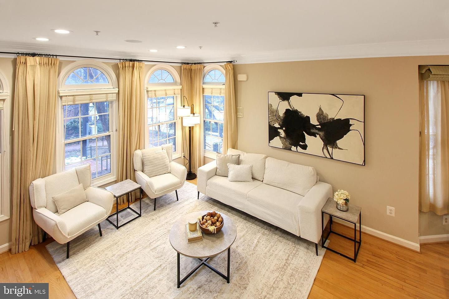 1227 Fidler Ln Silver Spring, MD 20910 - Thumbnail 4