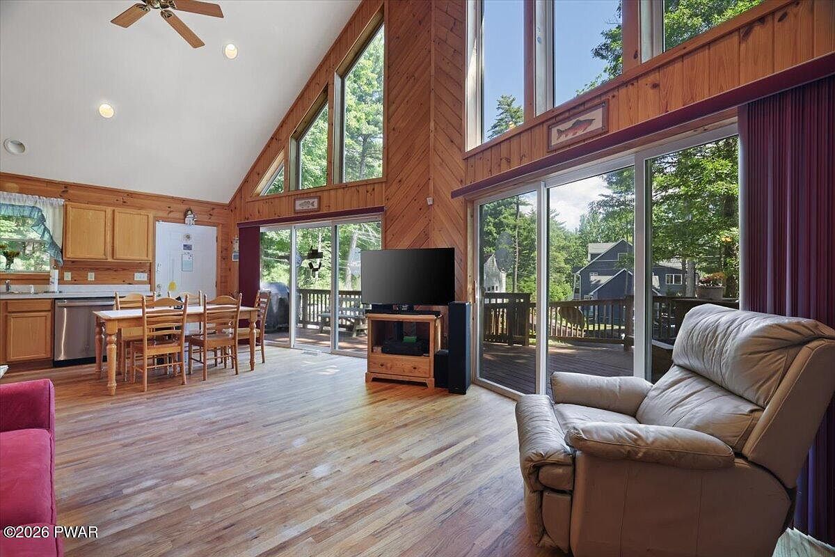 6 Lakeside Dr Lakeville, PA 18438 - Thumbnail 4
