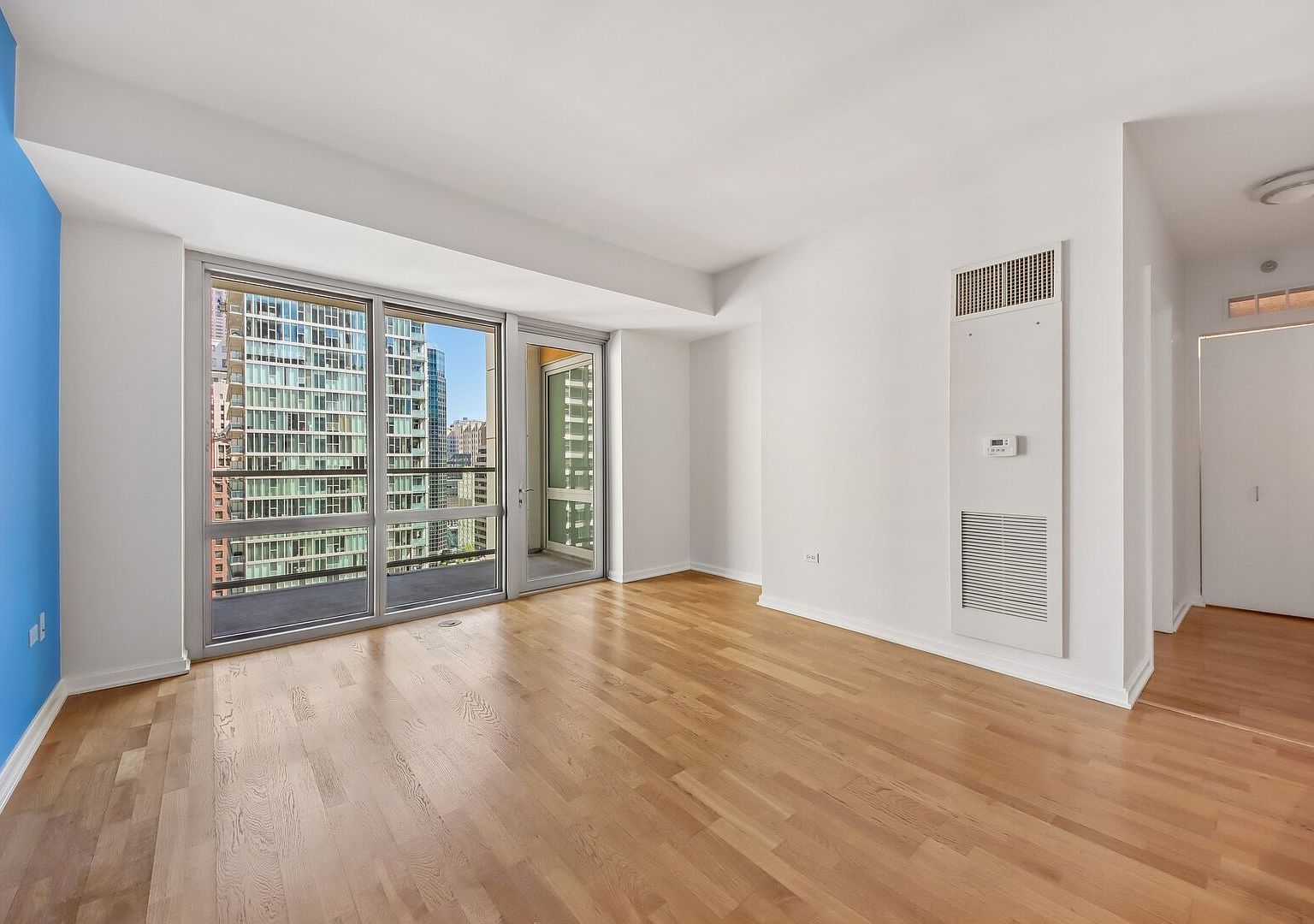 160 E Illinois St APT 1704 Chicago, IL 60611 - Thumbnail 4