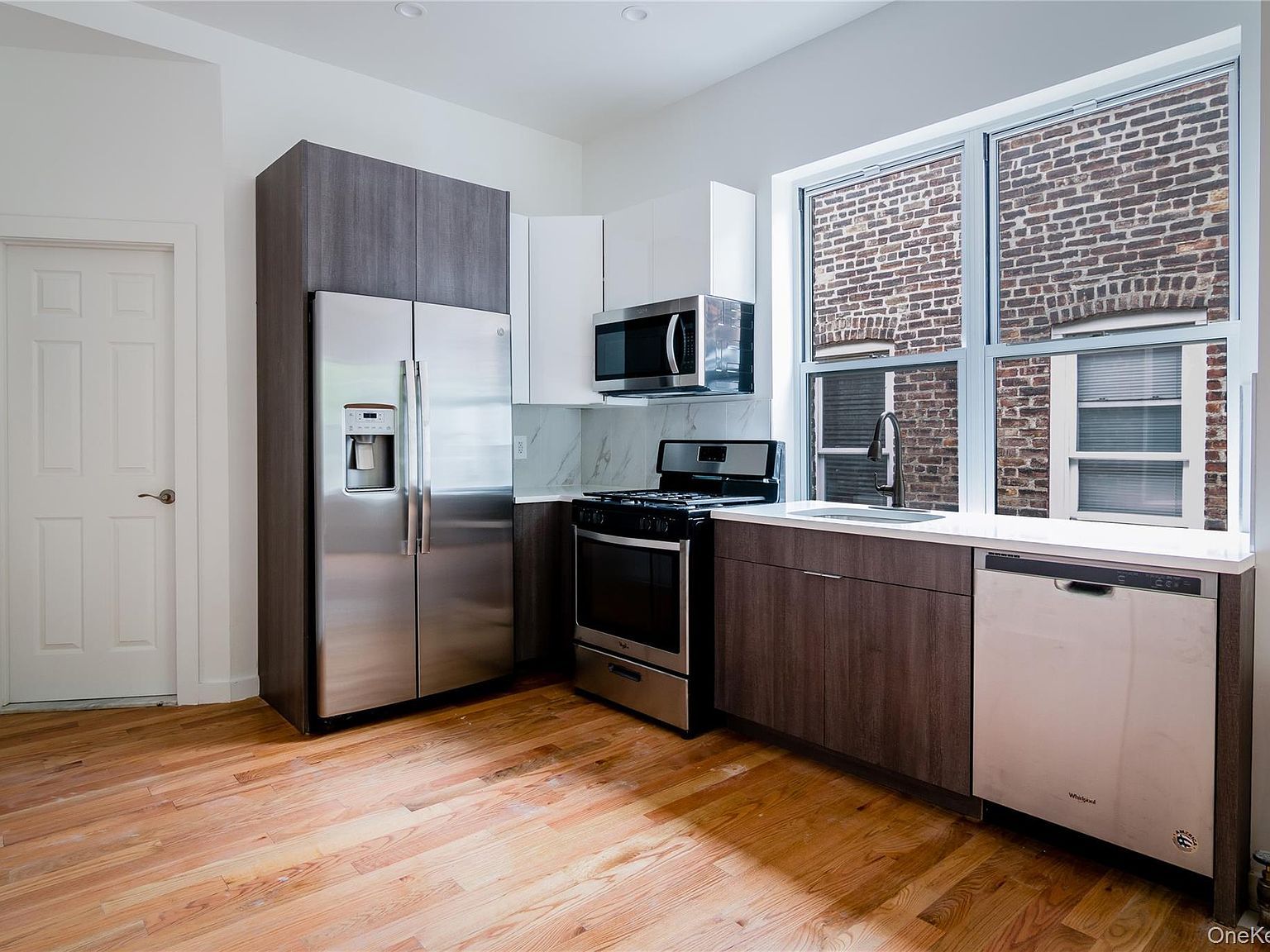 1501 Teller Ave Bronx, NY 10457 - Thumbnail 4