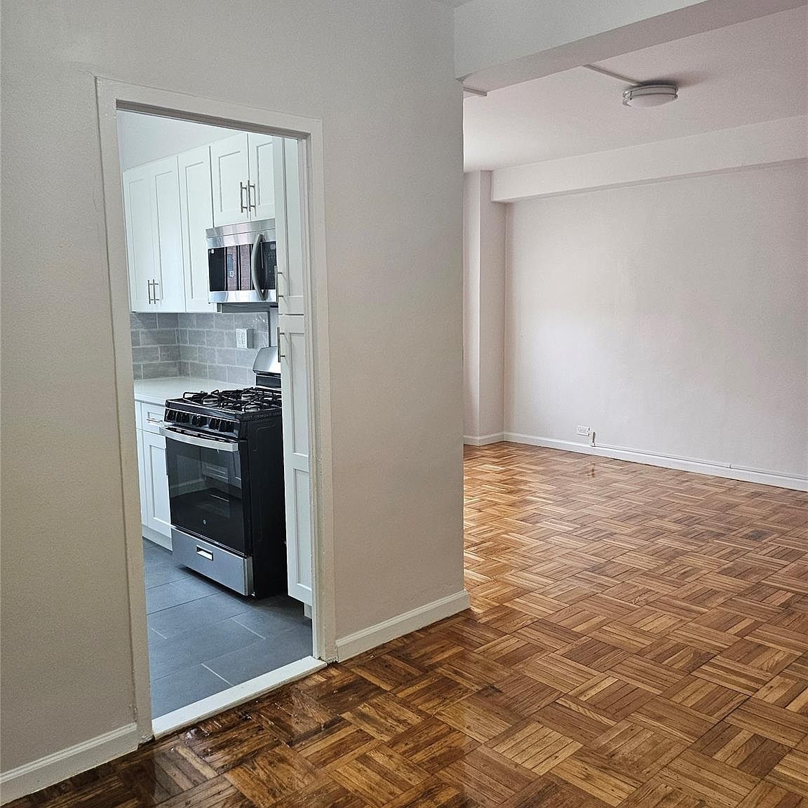 1705 Purdy St APT 3C Bronx, NY 10462 - Thumbnail 4