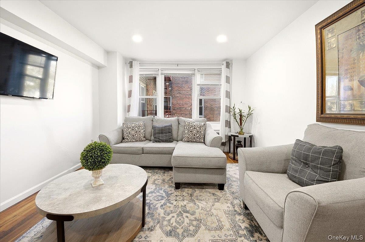 333 Bronx River Rd APT 602 Yonkers, NY 10704 - Thumbnail 4