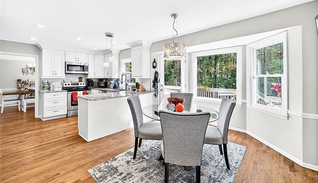 10905 Shallowford Rd Roswell, GA 30075 - Thumbnail 4