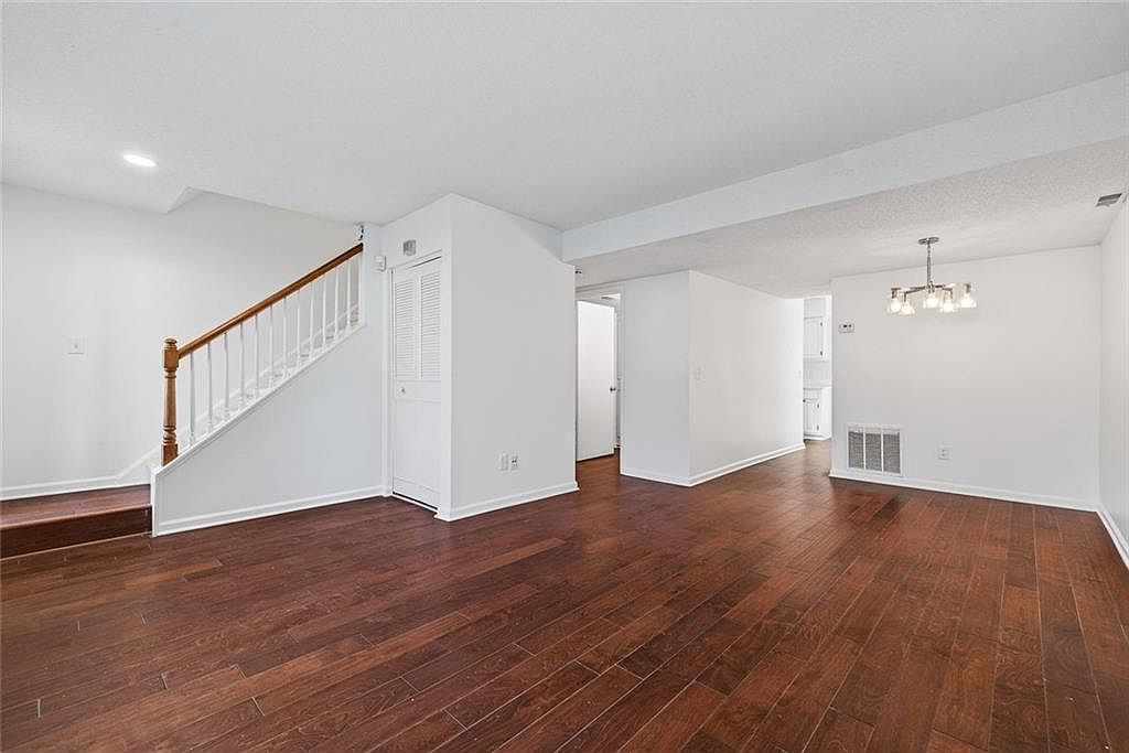 4438 Chowning Way Atlanta, GA 30338 - Thumbnail 4