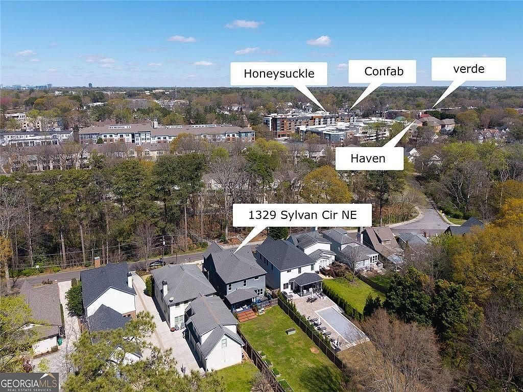 1329 Sylvan Cir NE Atlanta, GA 30319 - Thumbnail 4