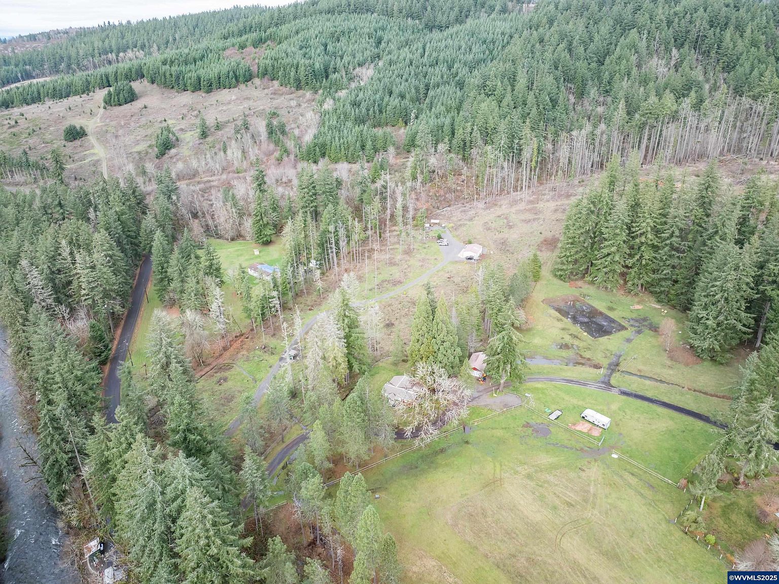 13087 S Butte Creek Rd Scotts Mills, OR 97375 - Thumbnail 4