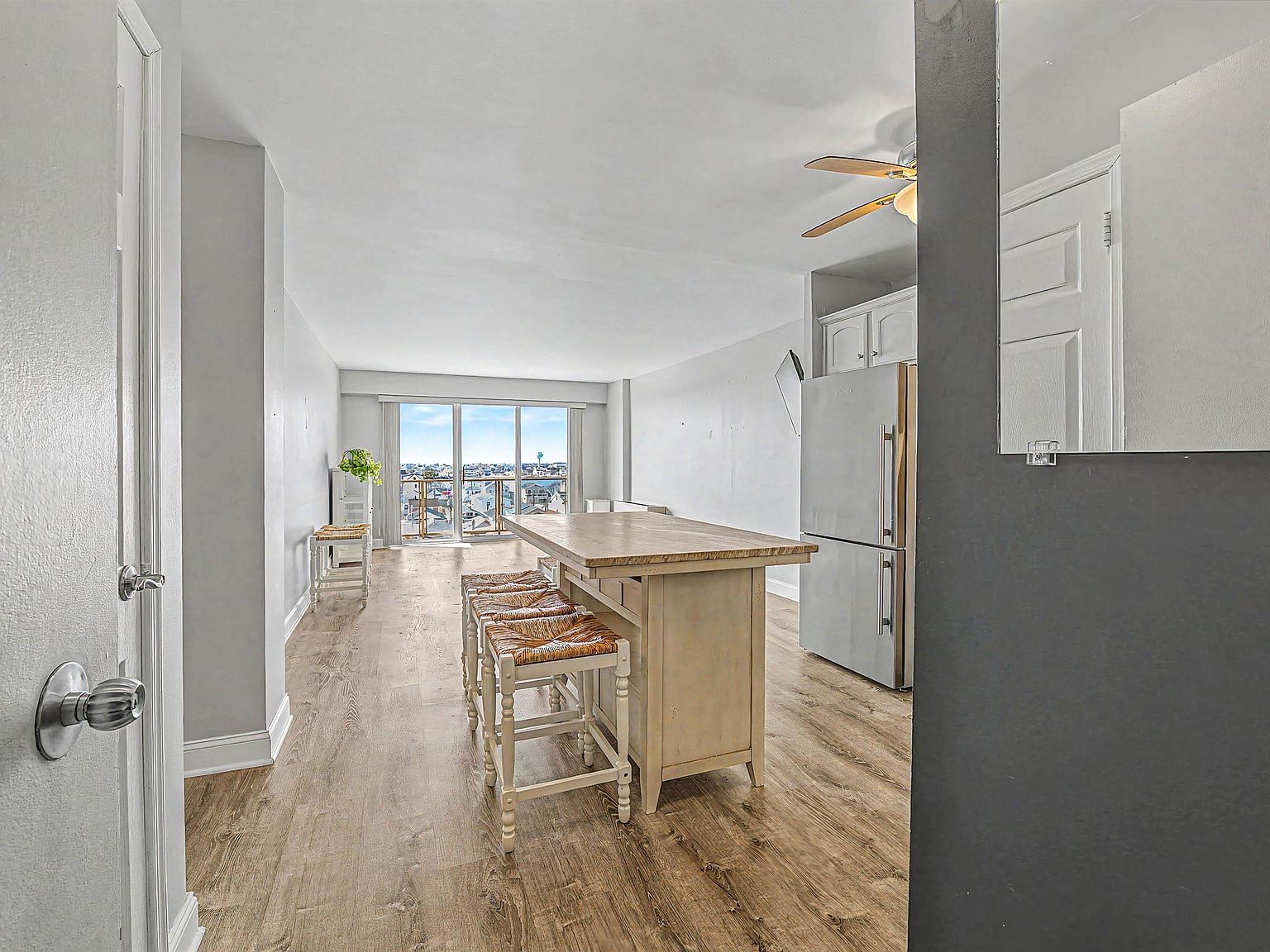 6101 Monmouth Ave APT 703 Ventnor, NJ 08406 - Thumbnail 4