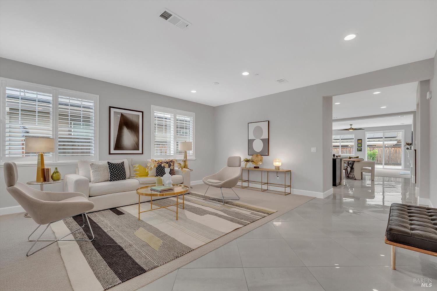 580 Kingbird Cir Vacaville, CA 95688 - Thumbnail 4