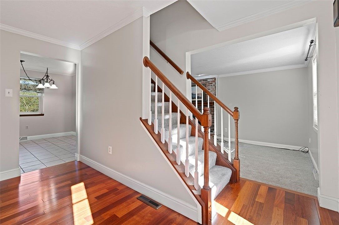 2524 Brandt School Rd Wexford, PA 15090 - Thumbnail 4