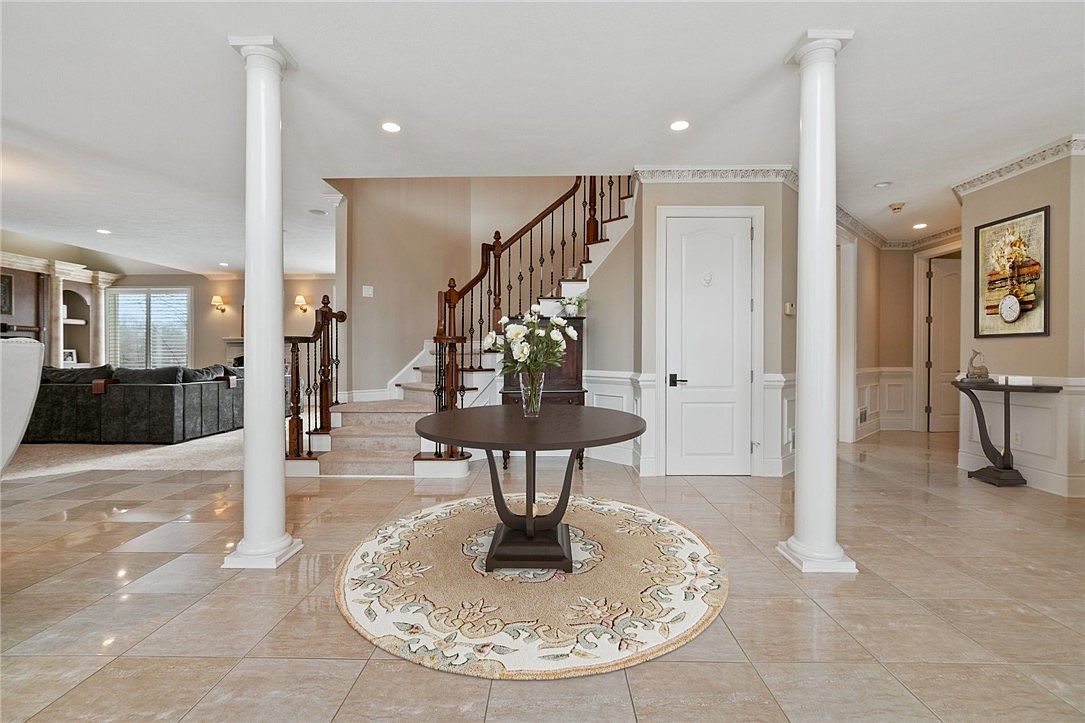 470 Four Lakes Dr Gibsonia, PA 15044 - Thumbnail 4