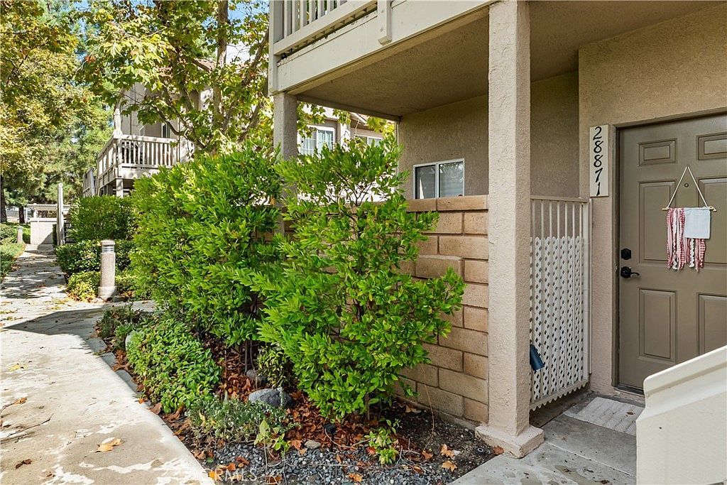 28871 Canyon Point Trabuco Canyon, CA 92679 - Thumbnail 4