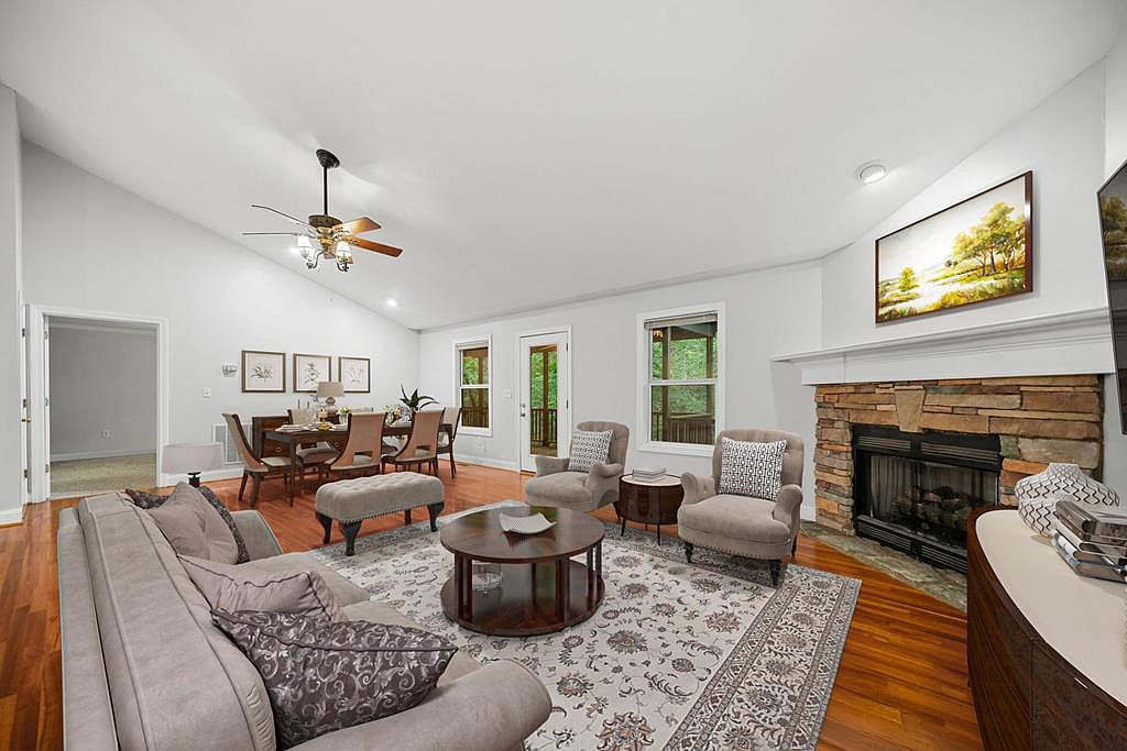 65 Dogwood Ln Ellijay, GA 30540 - Thumbnail 4