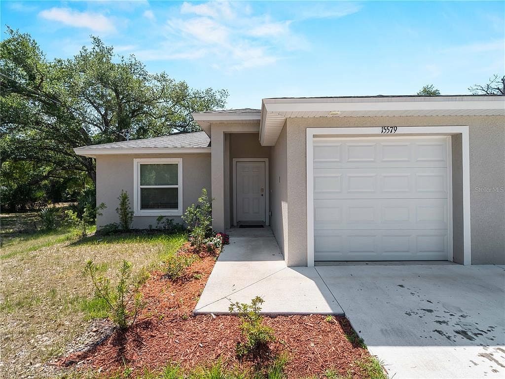 15579/15581 Chamberlain Blvd Pt Charlotte, FL 33953 - Thumbnail 4