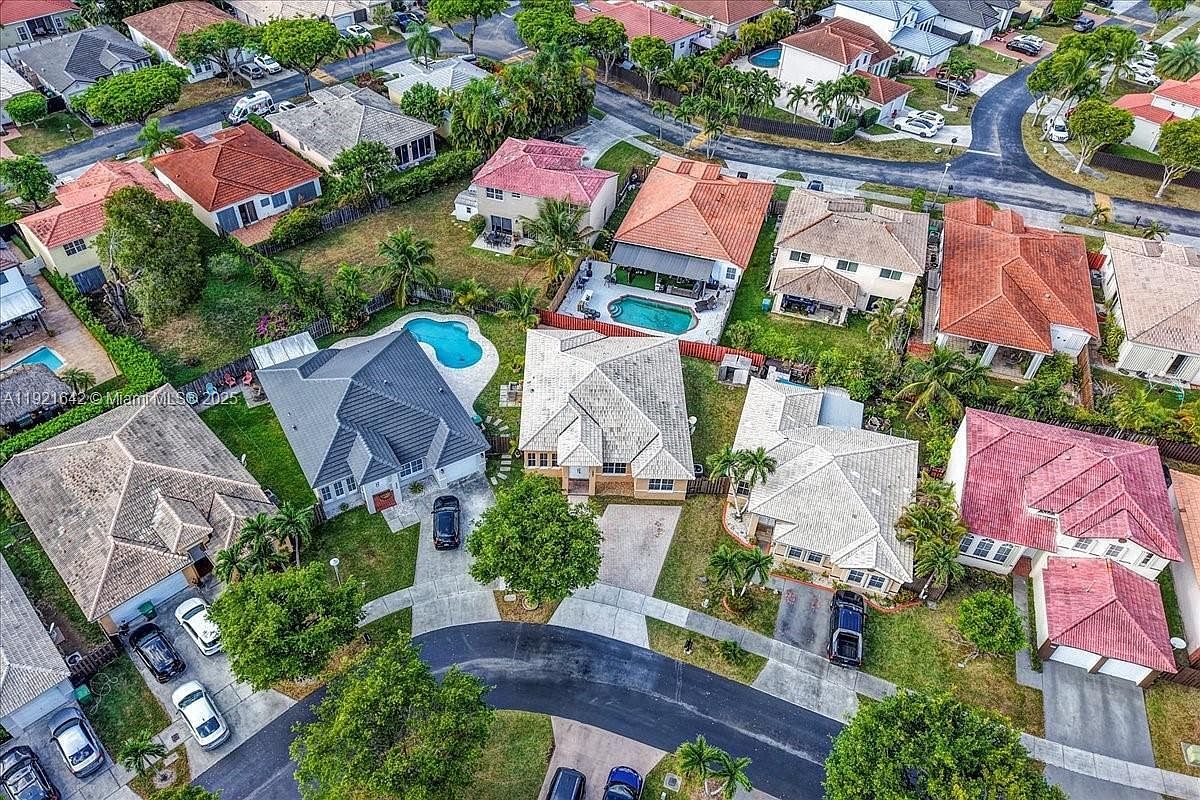 16283 SW 83rd St Miami, FL 33193 - Thumbnail 4