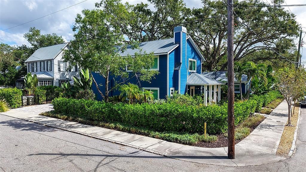 1901 Morrill St Sarasota, FL 34236 - Thumbnail 4