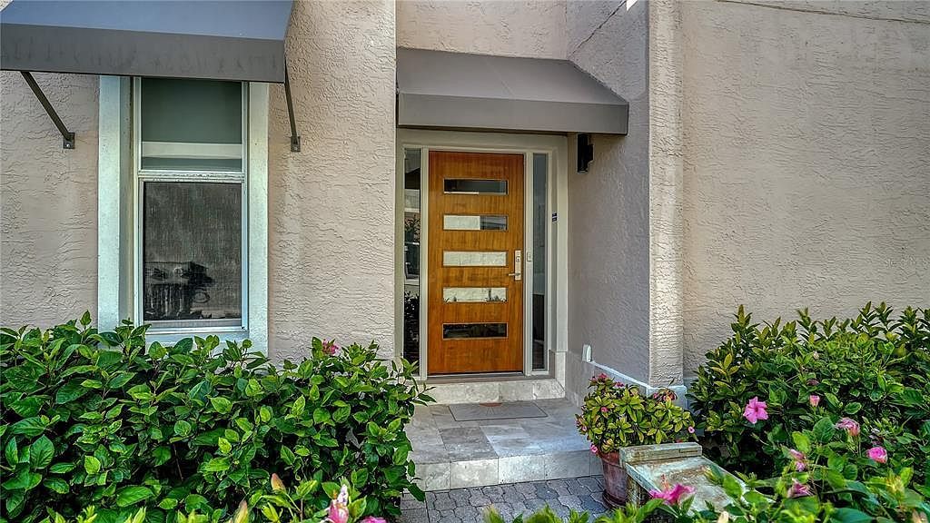 3530 Mistletoe Ln Longboat Key, FL 34228 - Thumbnail 4