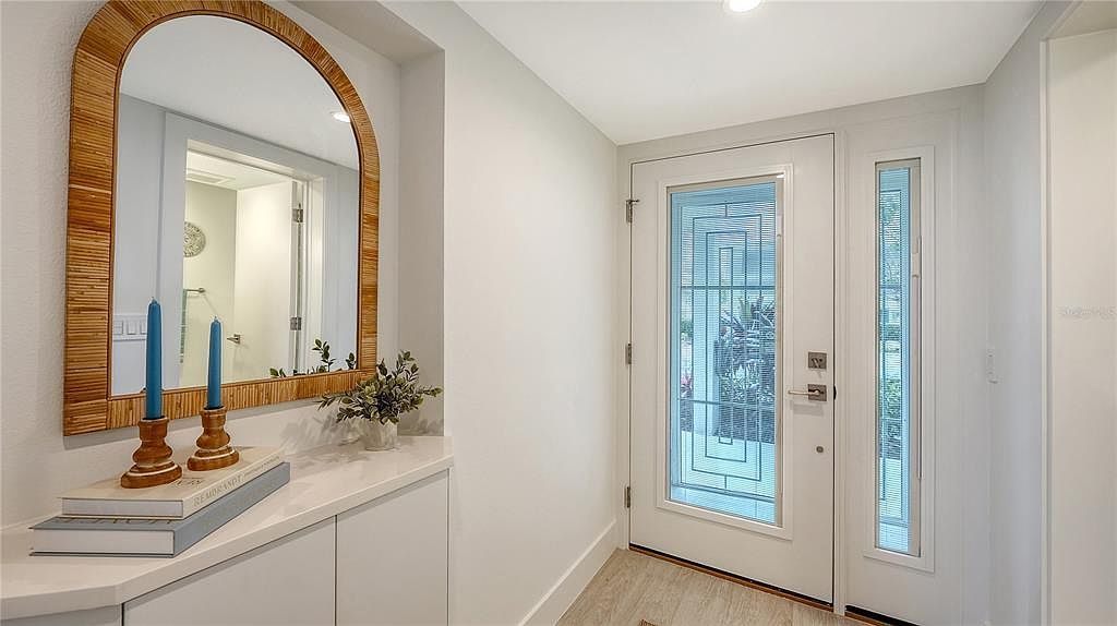 100 Sands Point Rd Unit 114 Longboat Key, FL 34228 - Thumbnail 4