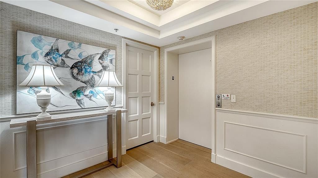 2410 Harbourside Dr APT 142 Longboat Key, FL 34228 - Thumbnail 4