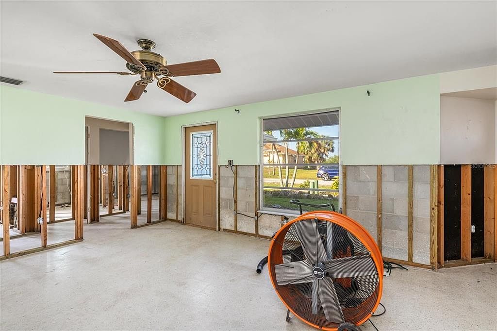 3000 Wisteria Pl Punta Gorda, FL 33950 - Thumbnail 4