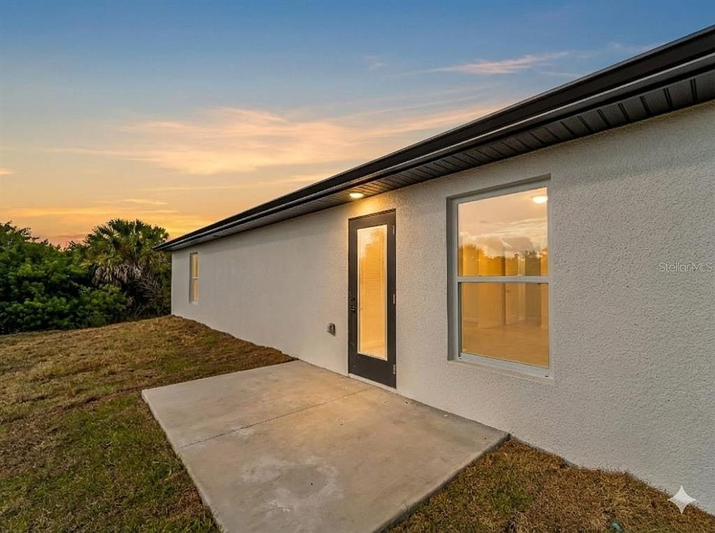 19481 Villanova Ave Pt Charlotte, FL 33954 - Thumbnail 4