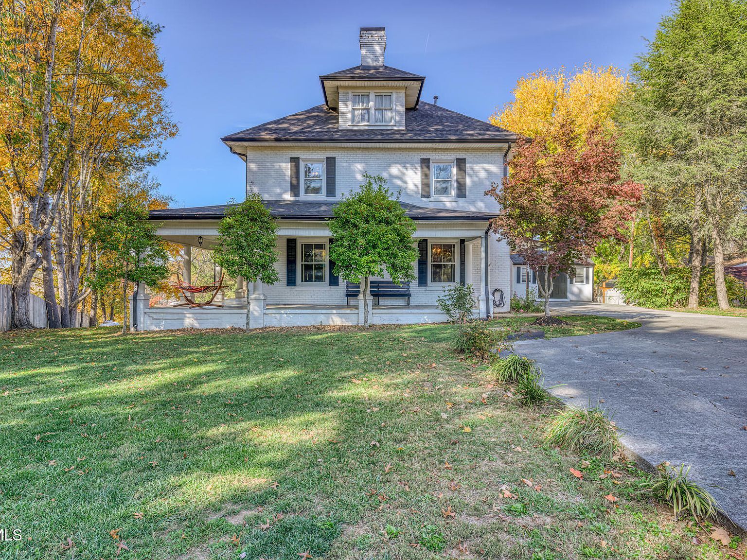 1505 W Lakeview Dr Johnson City, TN 37601 - Thumbnail 4