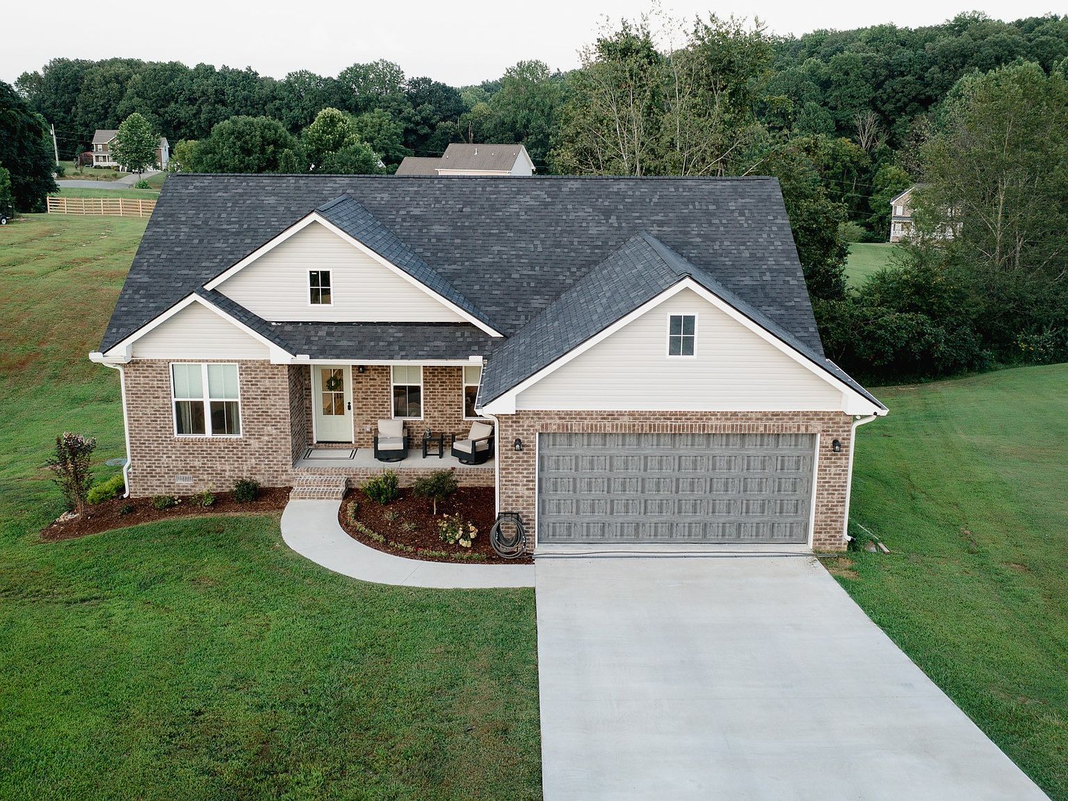 164 Lena Loop Burns, TN 37029 - Thumbnail 4