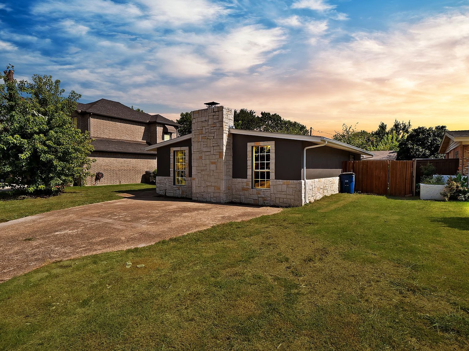 3046 Rotan Ln Dallas, TX 75229 - Thumbnail 4