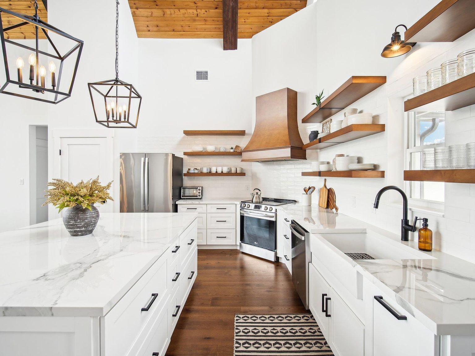 169 Tall Forest Dr Bastrop, TX 78602 - Thumbnail 4