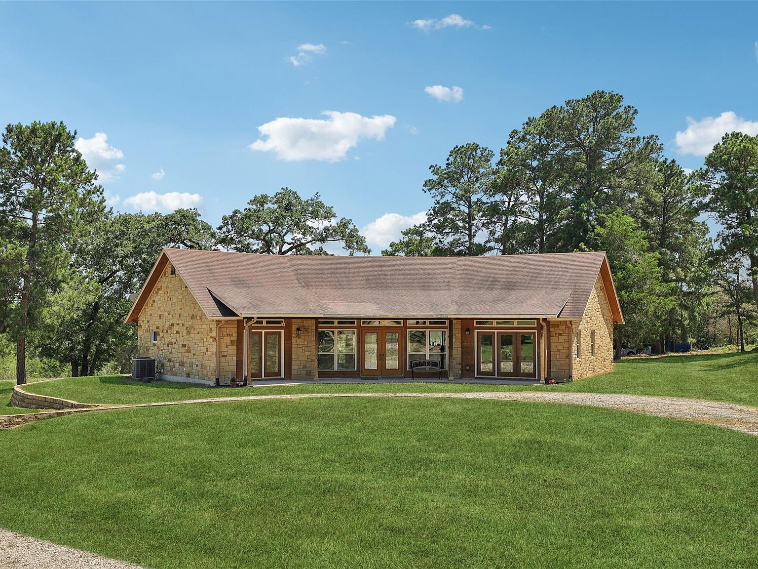 129 Country Air Dr Bastrop, TX 78602 - Thumbnail 4