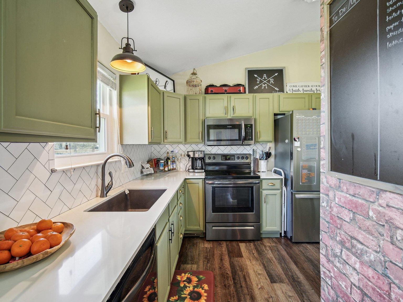 107 Hawea Ln Bastrop, TX 78602 - Thumbnail 4