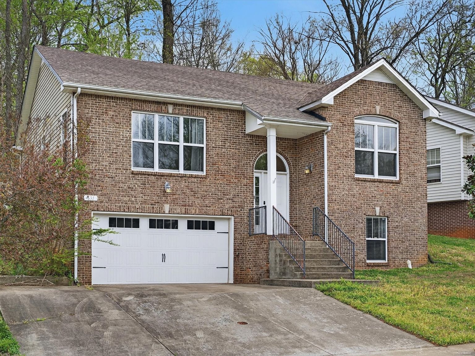 631 Hidden Valley Dr Clarksville, TN 37040 - Thumbnail 4