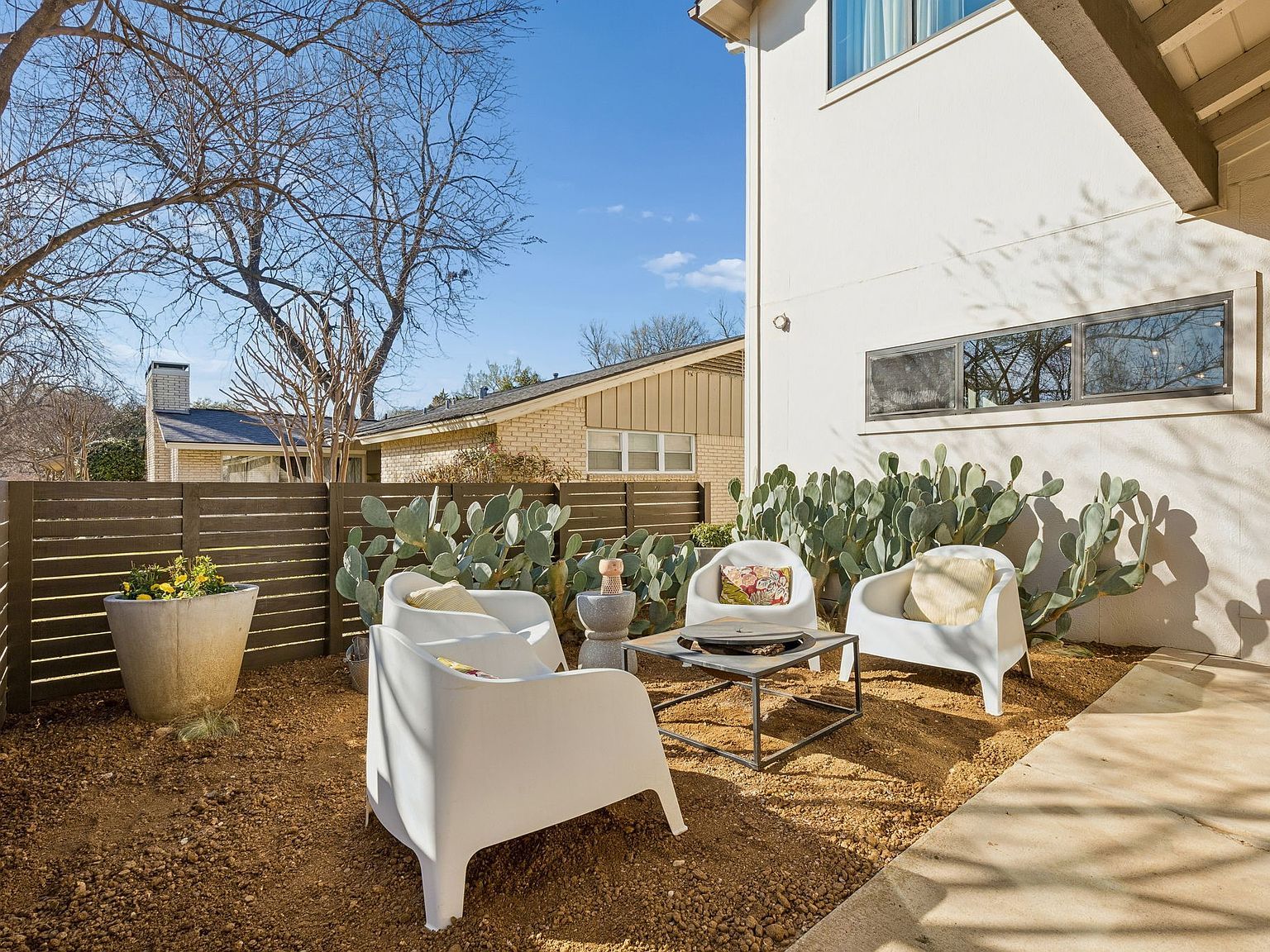 9747 Broken Bow Rd Dallas, TX 75238 - Thumbnail 4