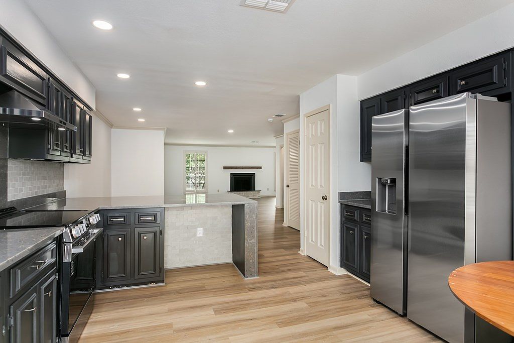 2611 Eisenhauer Rd #110 San Antonio, TX 78209 - Thumbnail 4