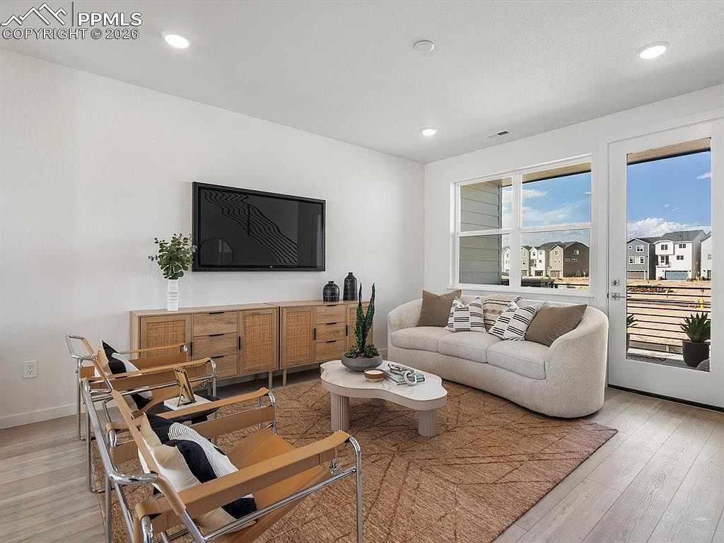 2256 Peridot Loop Hts Colorado Springs, CO 80908 - Thumbnail 4