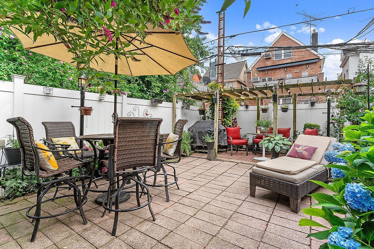 324 76th St Brooklyn, NY 11209 - Thumbnail 4