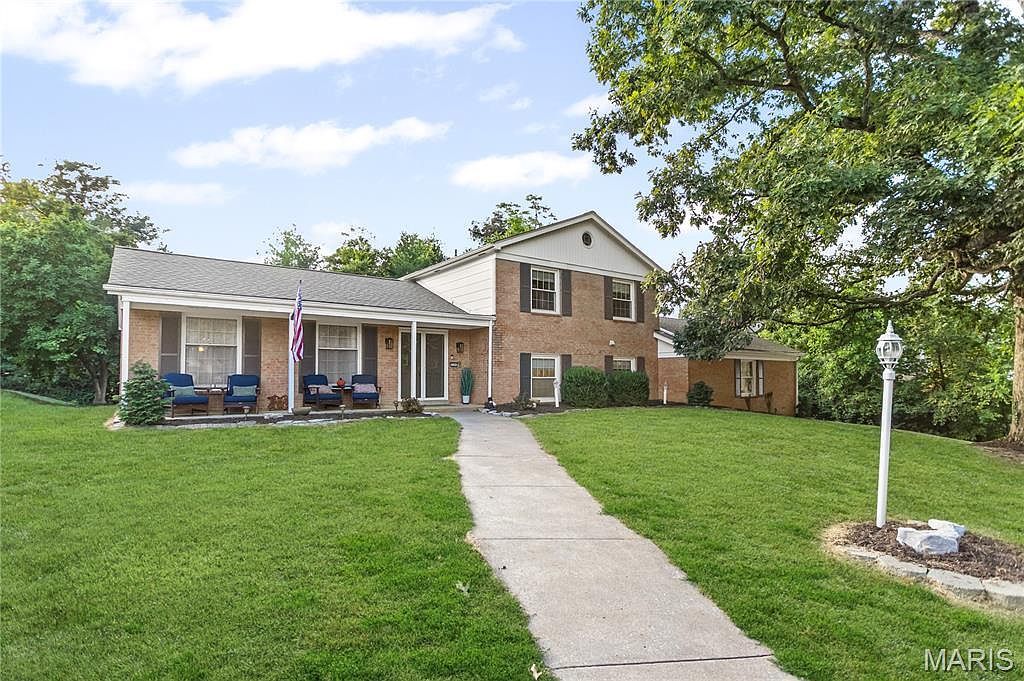 5200 Little Creek Ln Godfrey, IL 62035 - Thumbnail 4