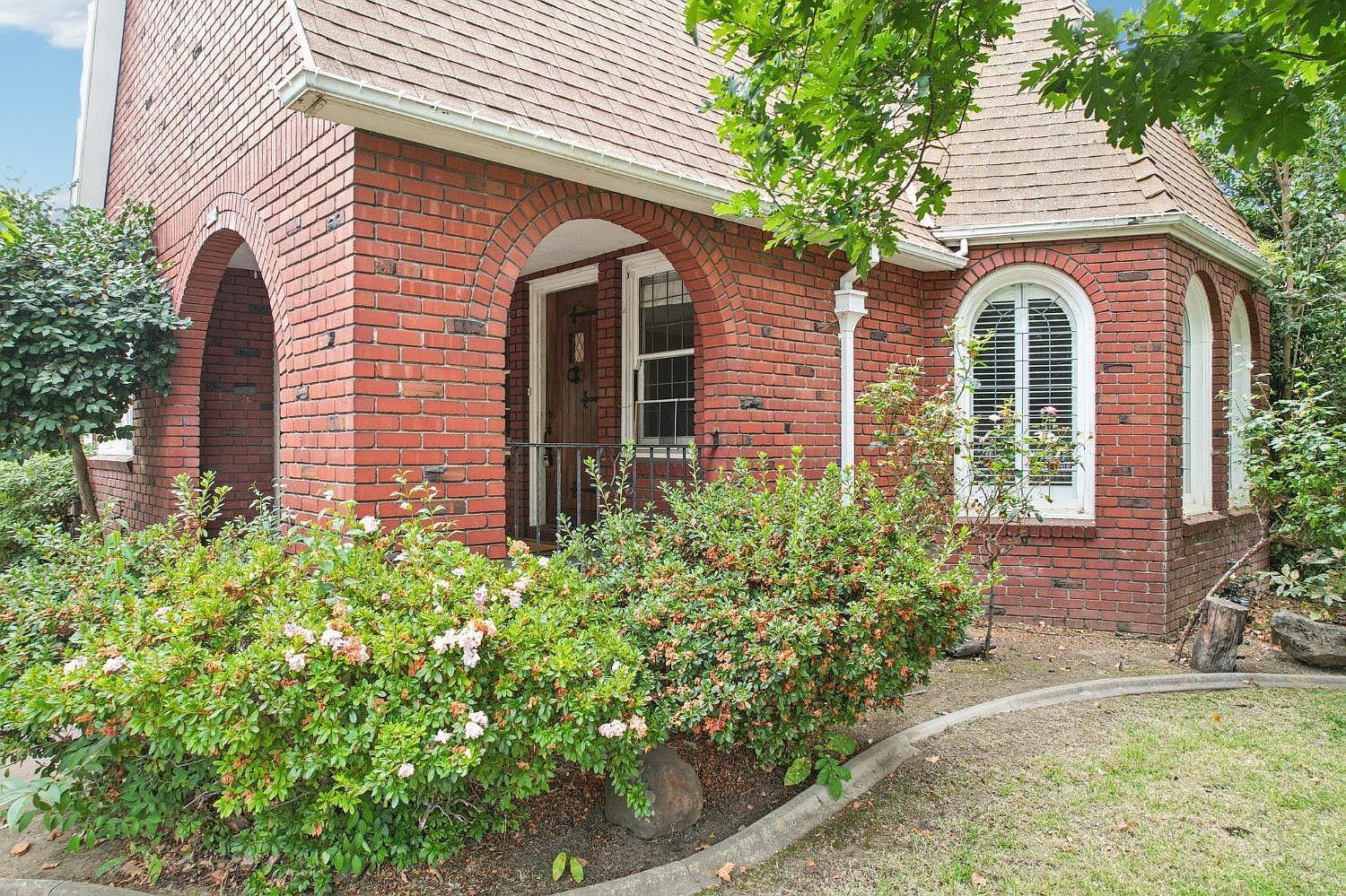 2200 2nd Ave Sacramento, CA 95818 - Thumbnail 4