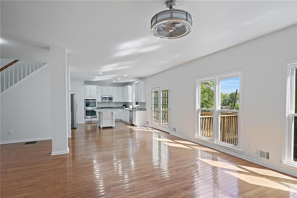 5190 Marston Rd Dunwoody, GA 30360 - Thumbnail 4