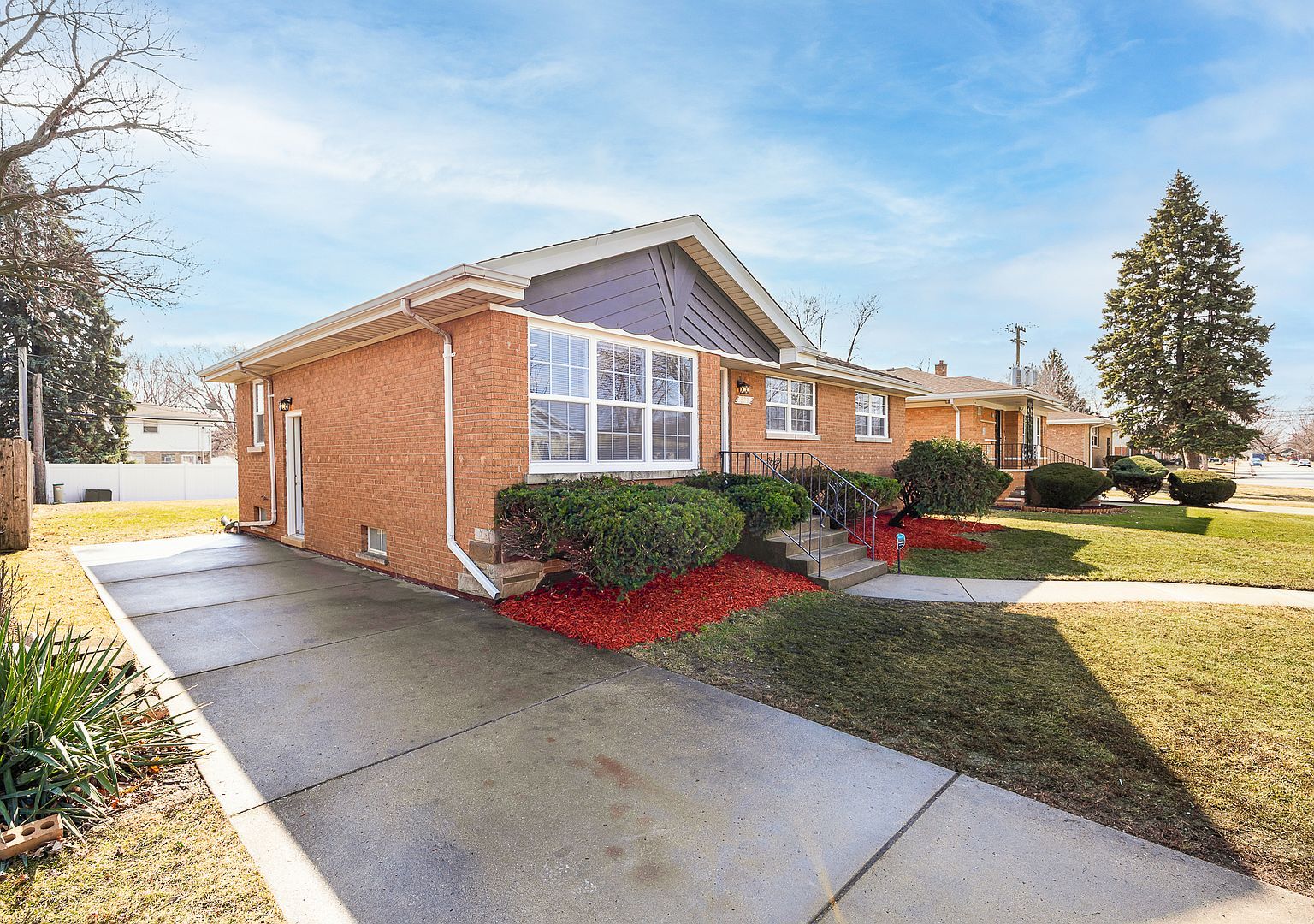 823 E 163rd St South Holland, IL 60473 - Thumbnail 4